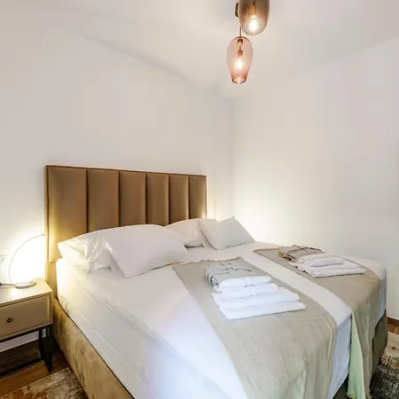 Exclusive Muri Apartment