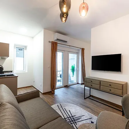 Exclusive Muri Apartment *